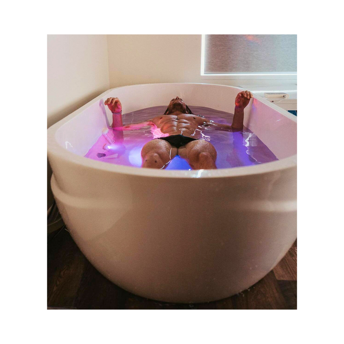 Dreampod Ice Bath with Chiller by Dreampod